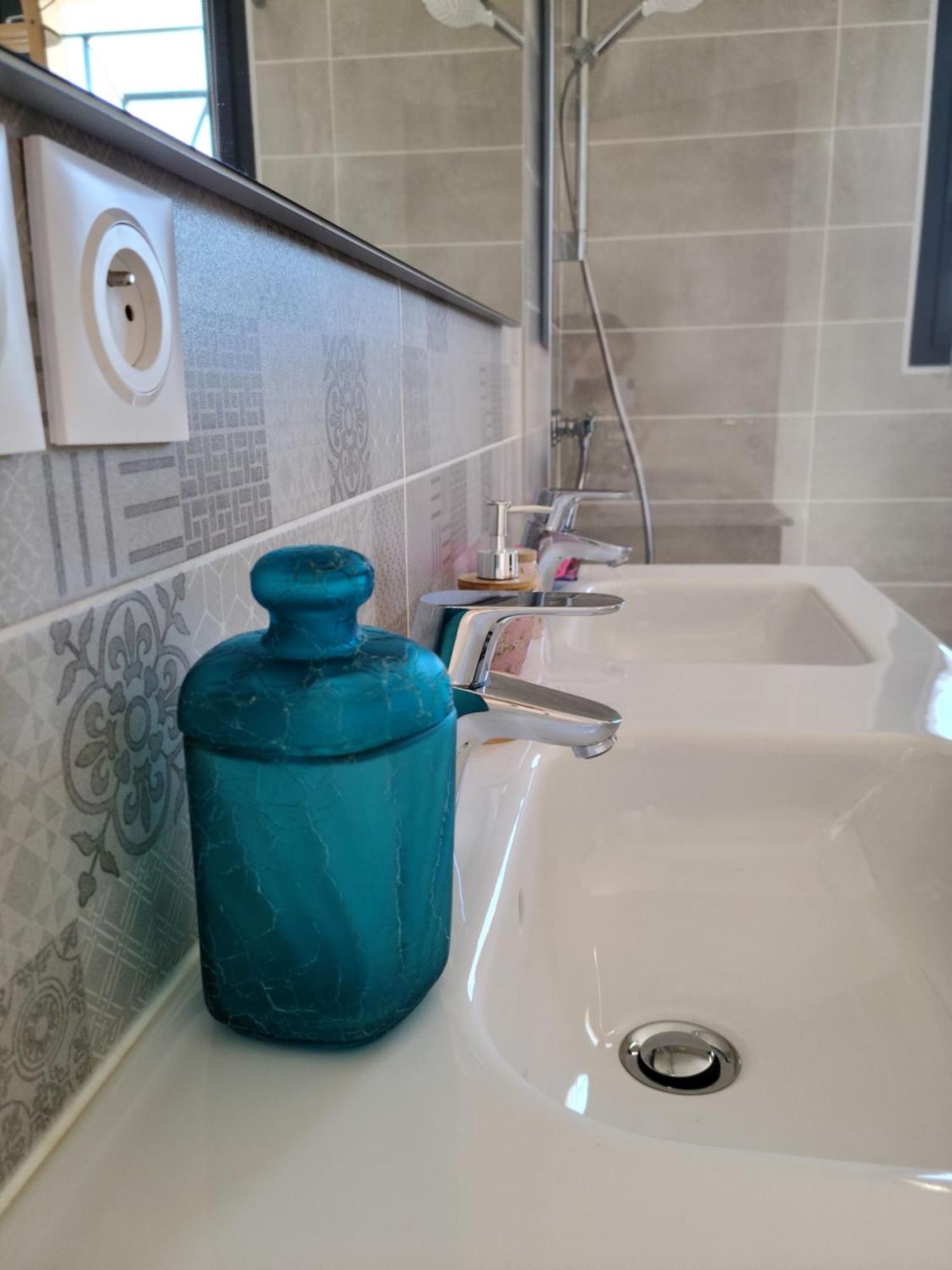 Saint-Laurent-la-Vernède Les Papillons D'Uzes B&B 외부 사진