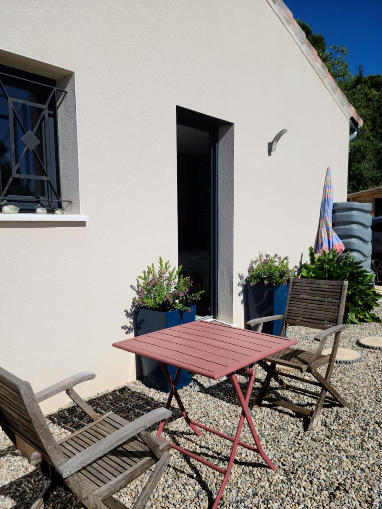 Saint-Laurent-la-Vernède Les Papillons D'Uzes B&B 외부 사진